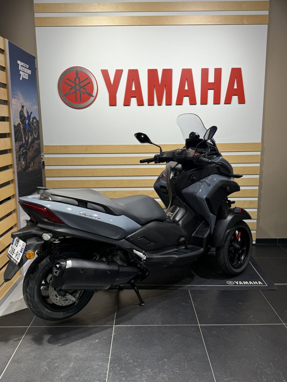YAMAHA TRICITY 300 6