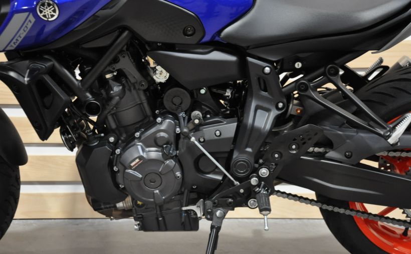 YAMAHA MT-07 (47.5CV) 7