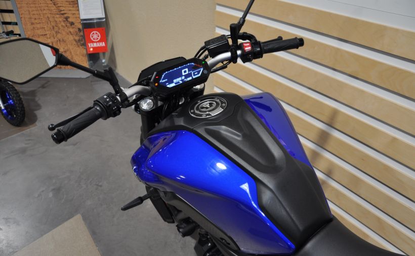 YAMAHA MT-07 (47.5CV) 13