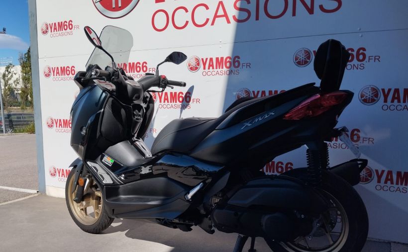 YAMAHA X-MAX 125 TECH MAX 7