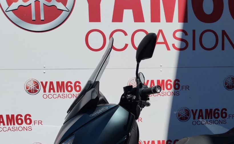 YAMAHA X-MAX 125 TECH MAX 8