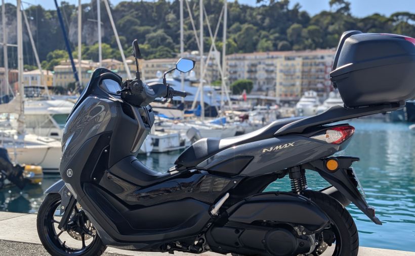 YAMAHA NMAX 125 7