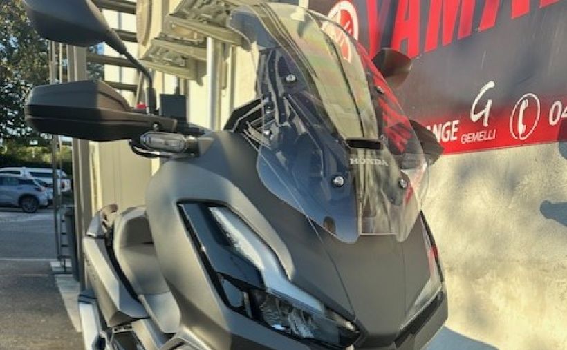 HONDA ADV 350 1