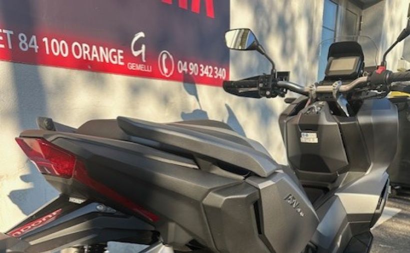 HONDA ADV 350 2