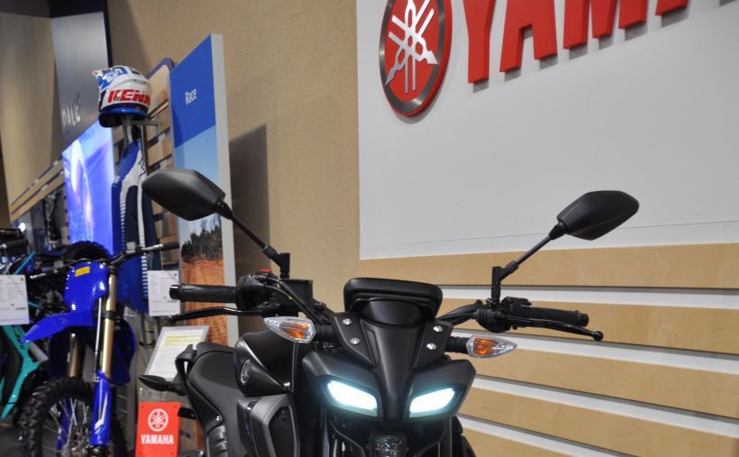YAMAHA MT-125 7