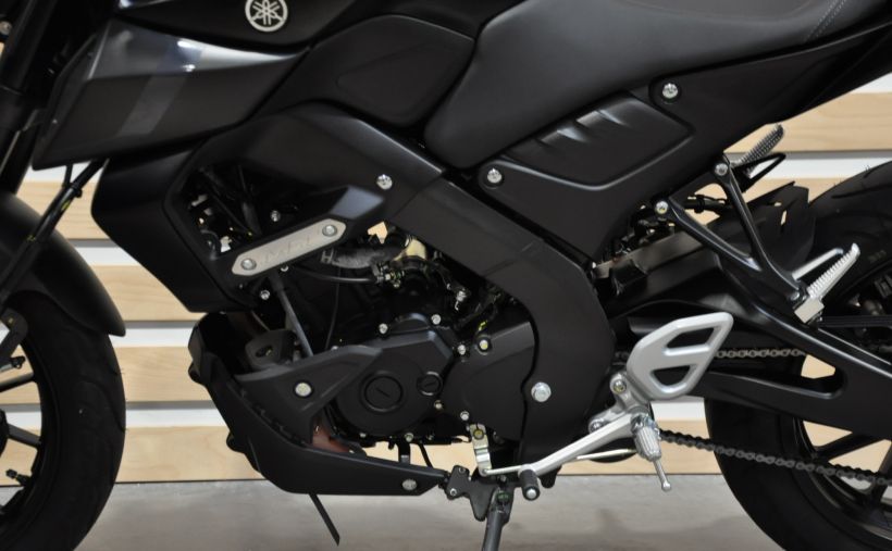 YAMAHA MT-125 10