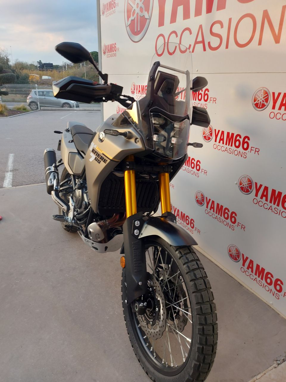 YAMAHA XTZ TENERE 700 1
