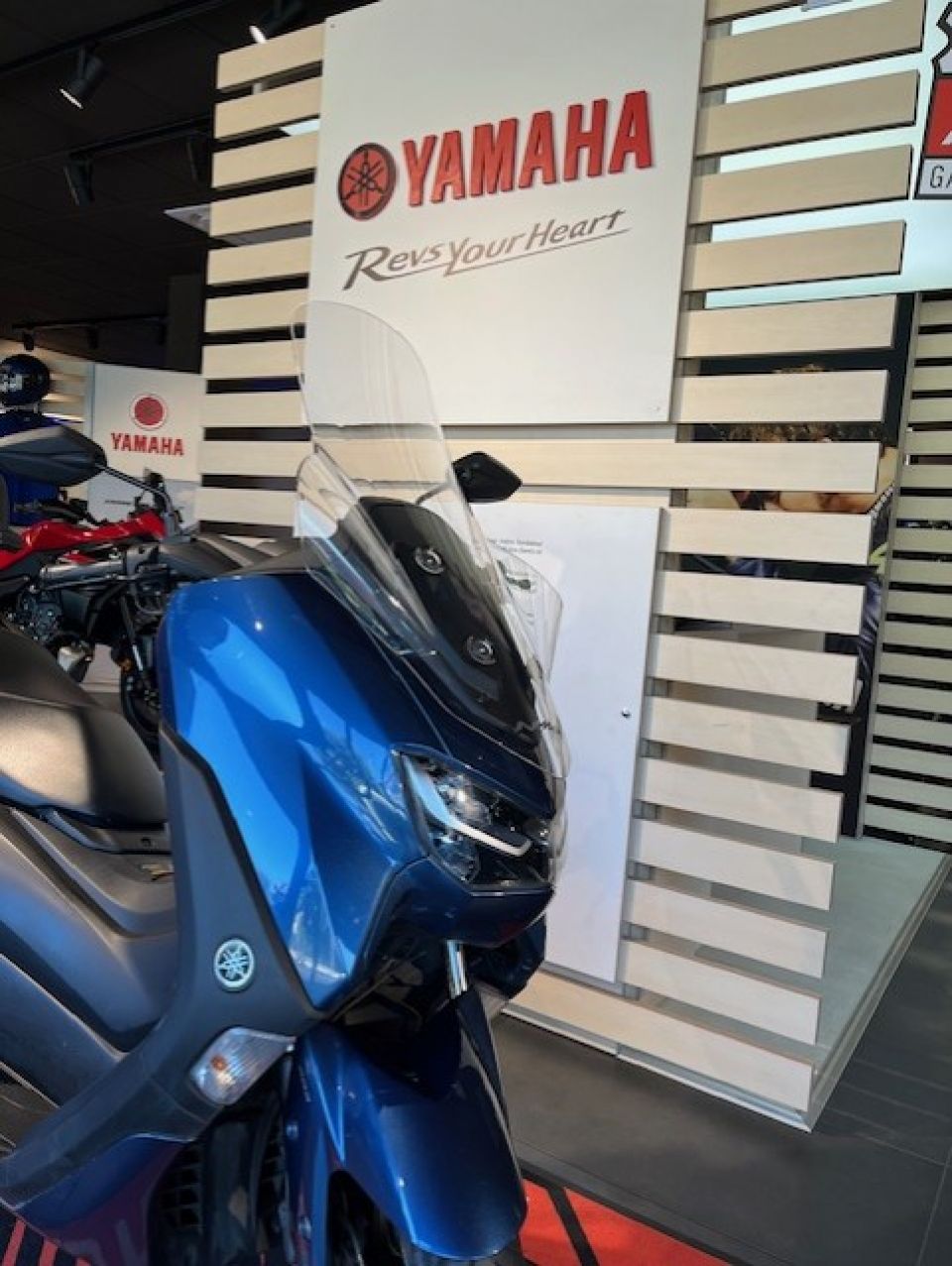 YAMAHA NMAX 125 2