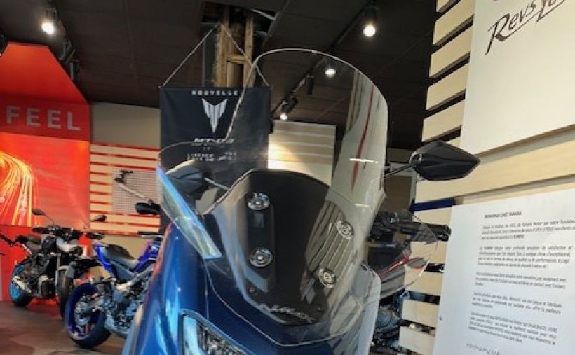 YAMAHA NMAX 125 5