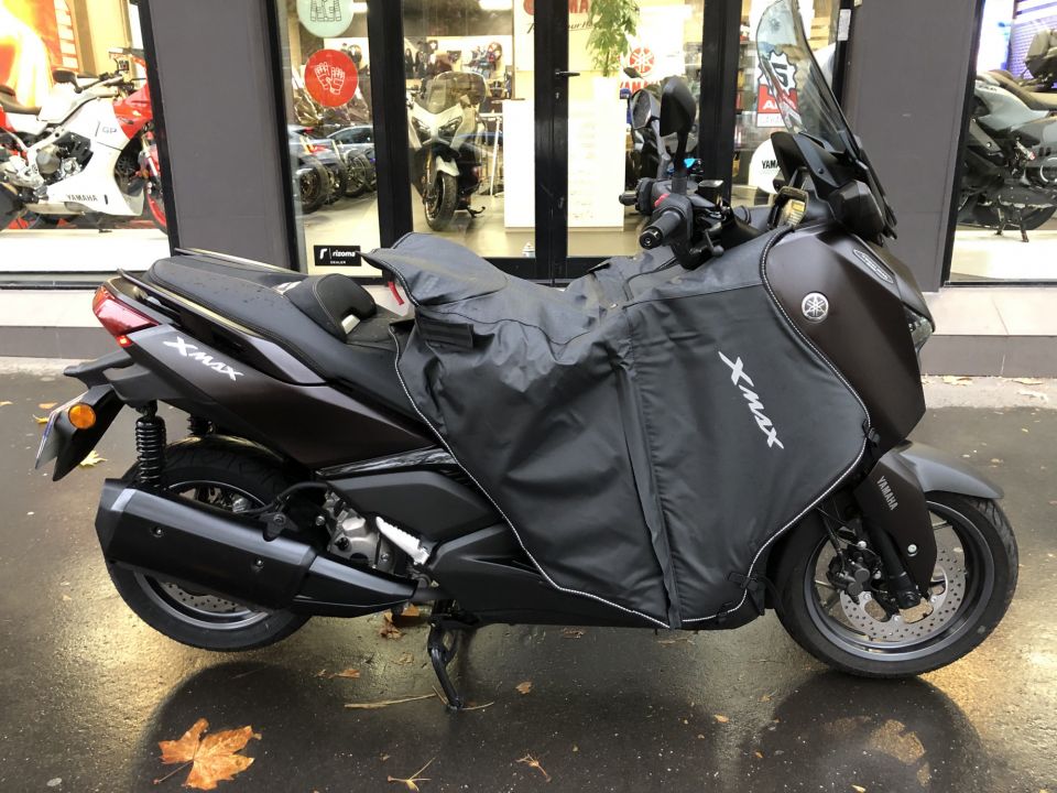 YAMAHA XMAX 300 Tech Max 5