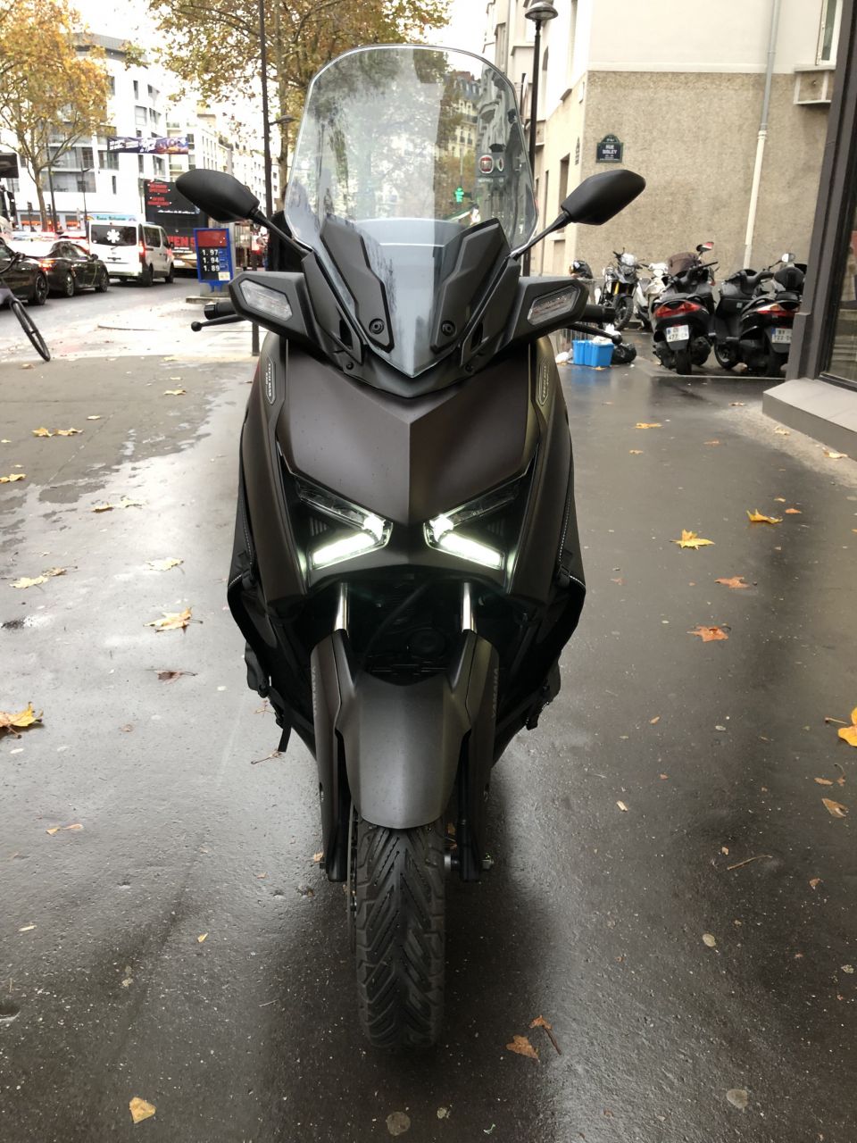 YAMAHA XMAX 300 Tech Max 35