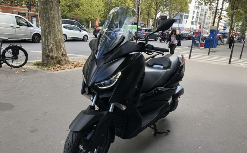 YAMAHA XMAX 125 30