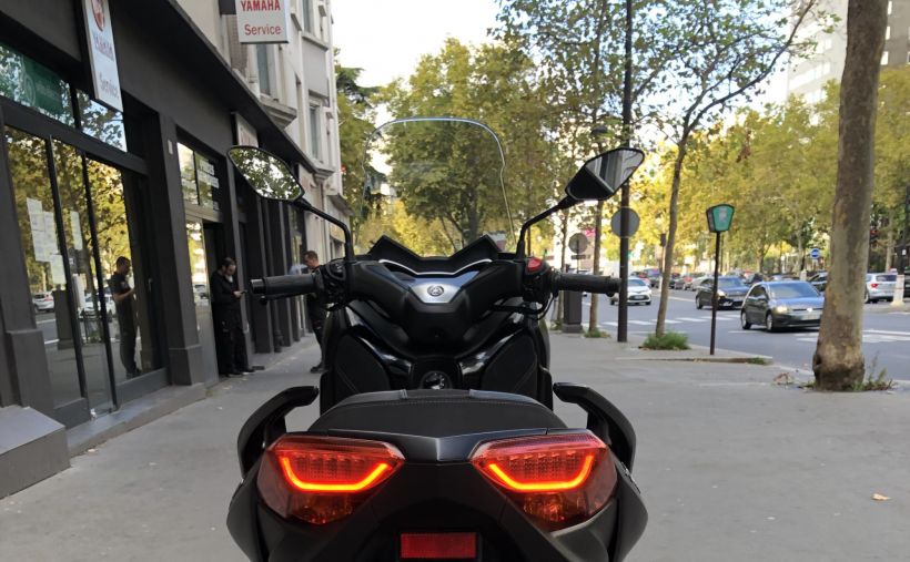 YAMAHA XMAX 125 15