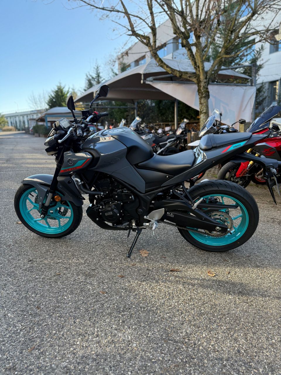 YAMAHA MT-03 2