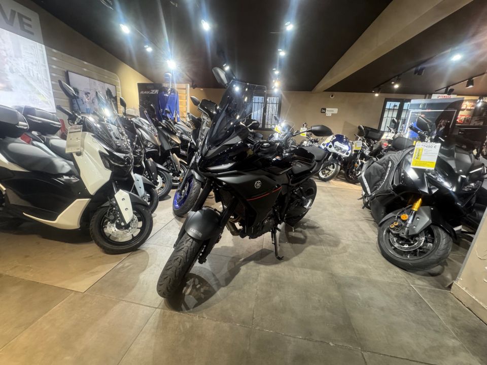 YAMAHA TRACER 7 35KW 1