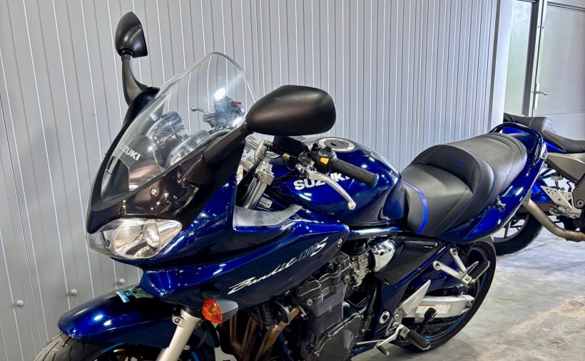 SUZUKI GSF 1200 S BANDIT 4