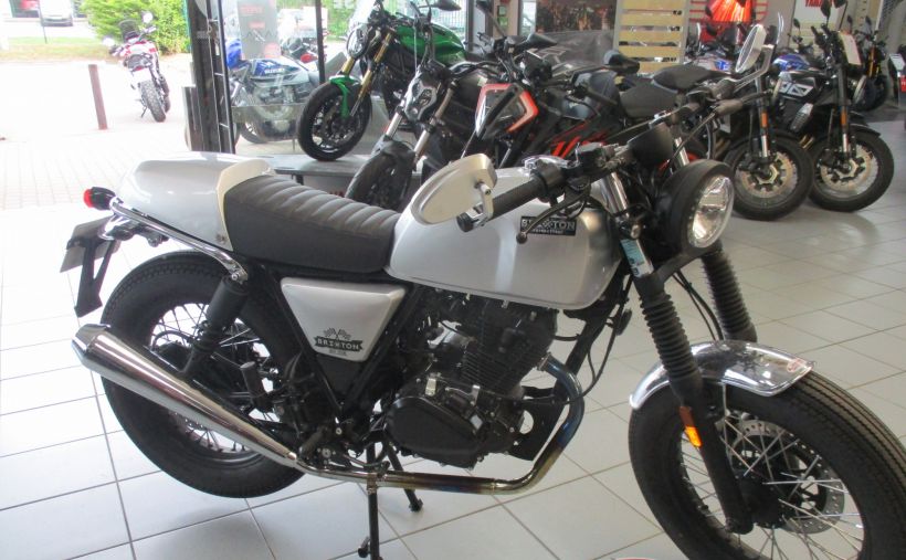 BRIXTON MOTORCYCLES BX 125 CAFE RACER 1