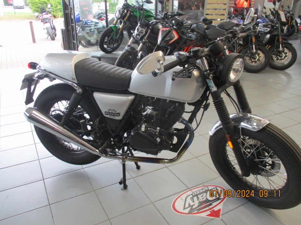 BRIXTON MOTORCYCLES BX 125 CAFE RACER 10