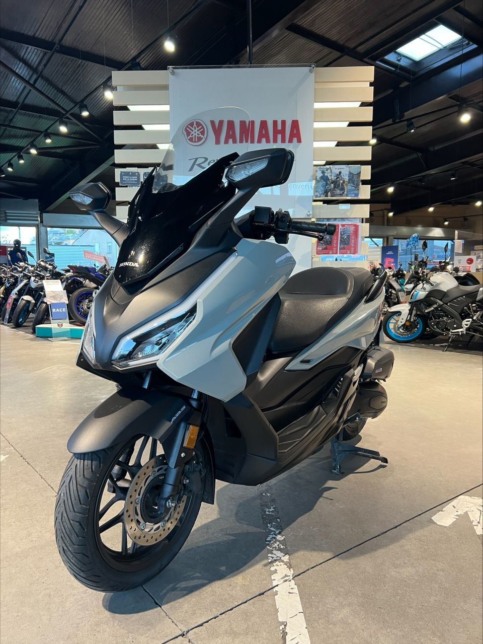 HONDA NSS FORZA 125 0