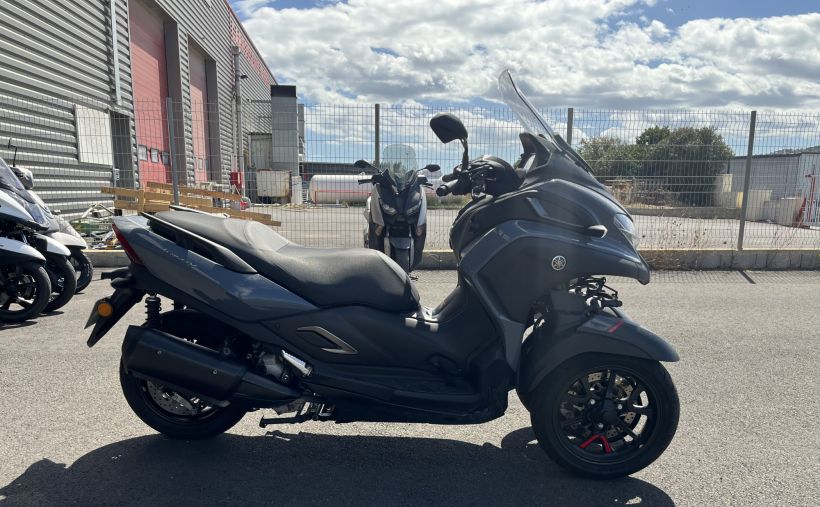 YAMAHA TRICITY 300 1