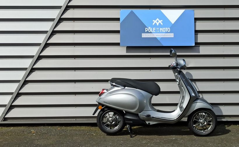 PIAGGIO VESPA 50 ELECTTICA 9