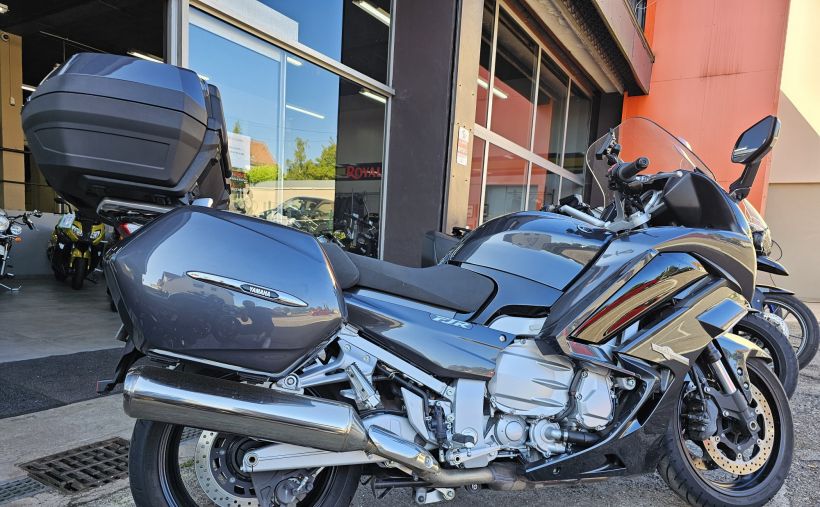 YAMAHA FJR 1300 AE 2