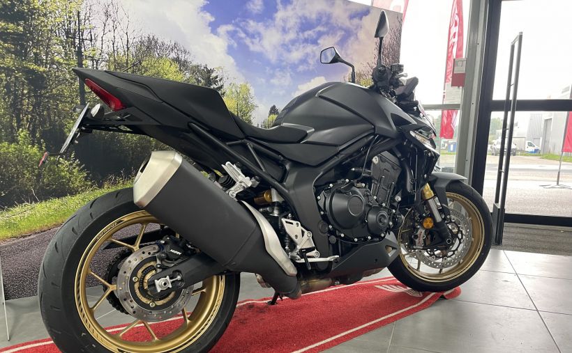 HONDA CB 1000 Hornet 4