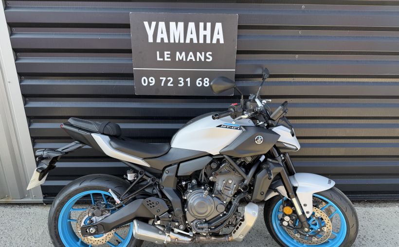 YAMAHA MT-07 0