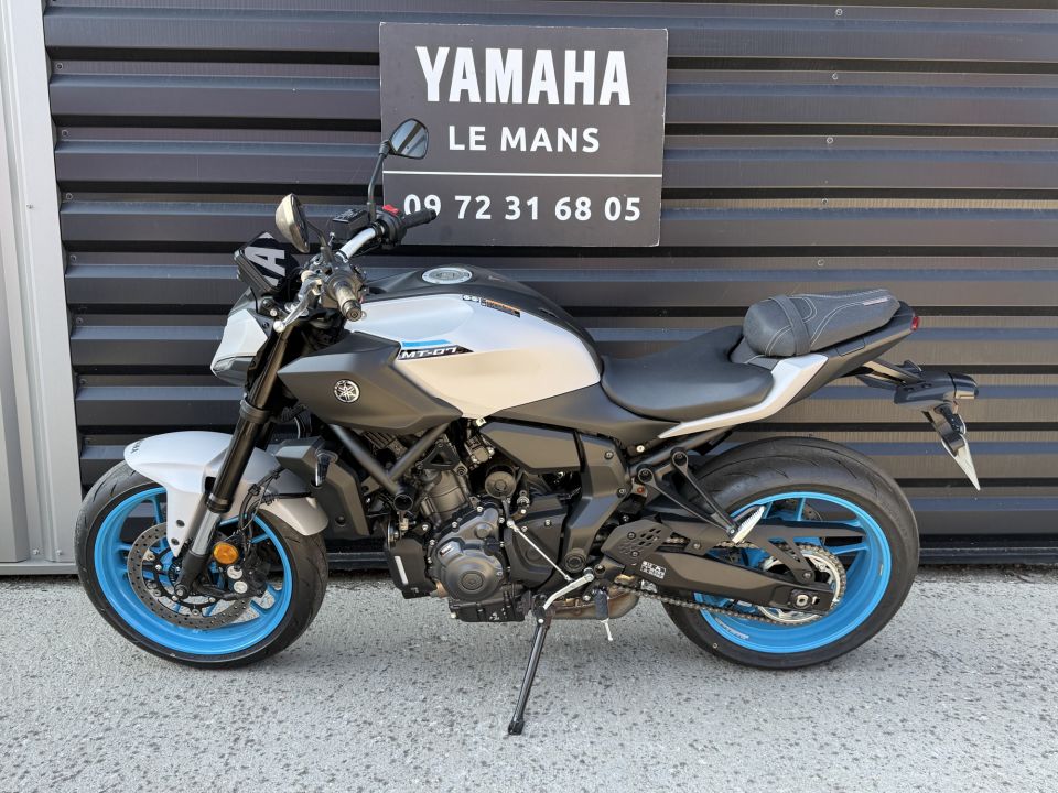 YAMAHA MT-07 20