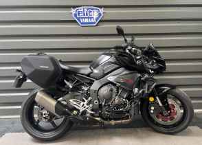 YAMAHA MT-10 - 2016