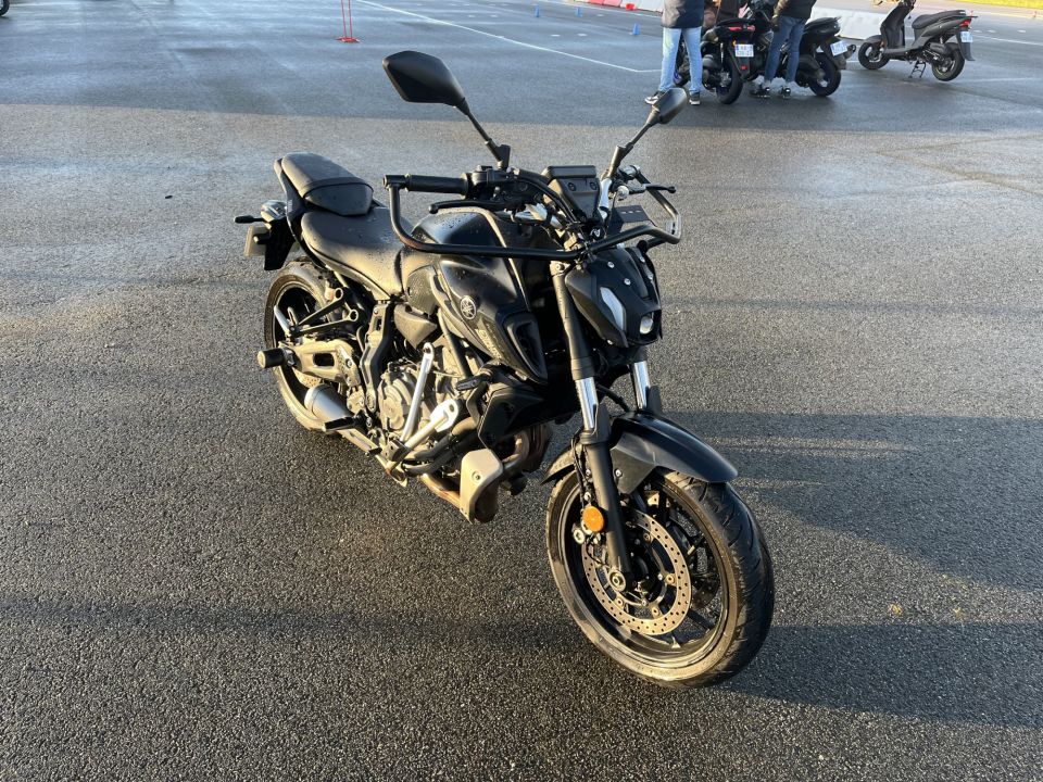 YAMAHA MT-07 (47.5CV) 0