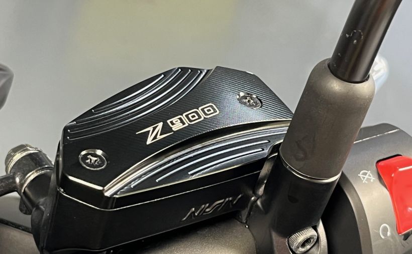 KAWASAKI Z 900 12