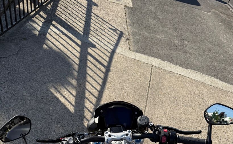 TRIUMPH SPEED TRIPLE 1200 RS 3