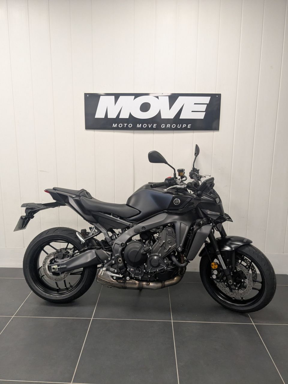 YAMAHA MT-09 0