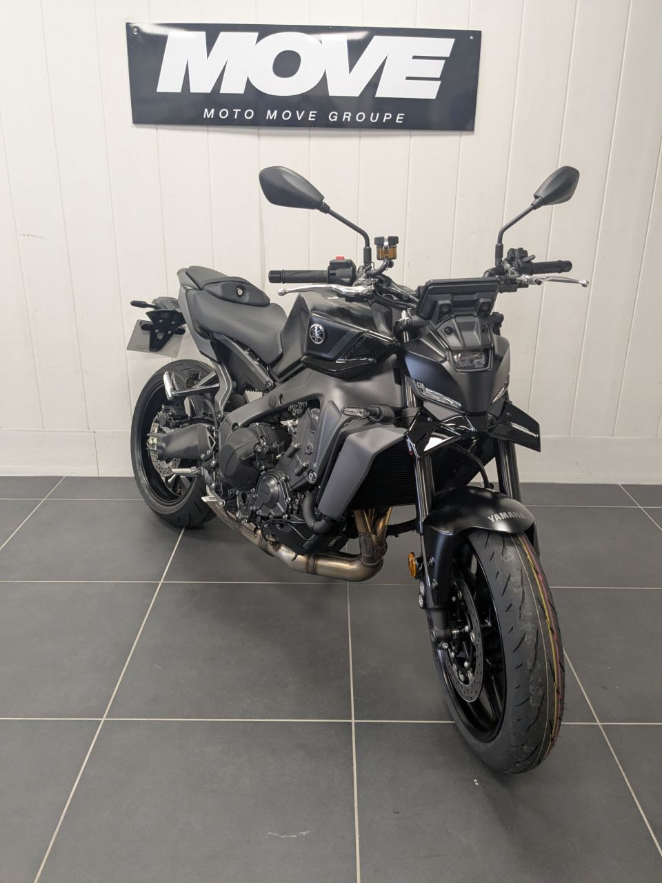 YAMAHA MT-09 1
