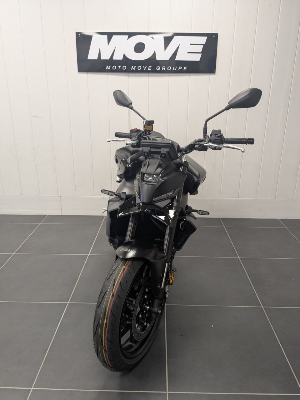 YAMAHA MT-09 2