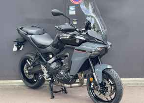 YAMAHA TRACER 9 2025 BOITE MANUELLE - 255,40€/MOIS* - GARANTIE 5ANS - 2025