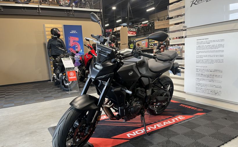 YAMAHA MT-07 (47.5CV) 3