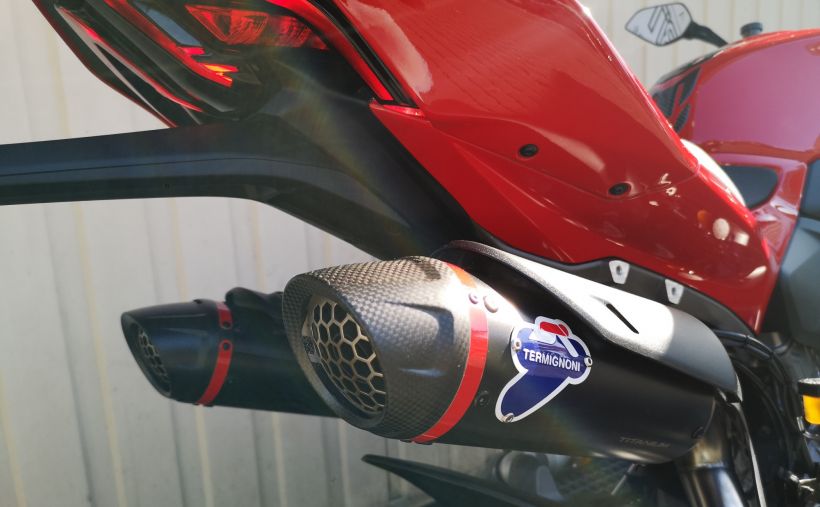 DUCATI STREETFIGHTER S 20