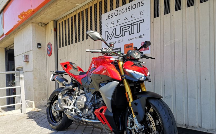 DUCATI STREETFIGHTER S 28