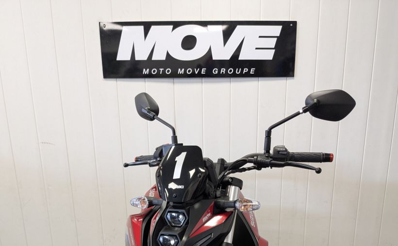SUZUKI GSX-8S SERT 2