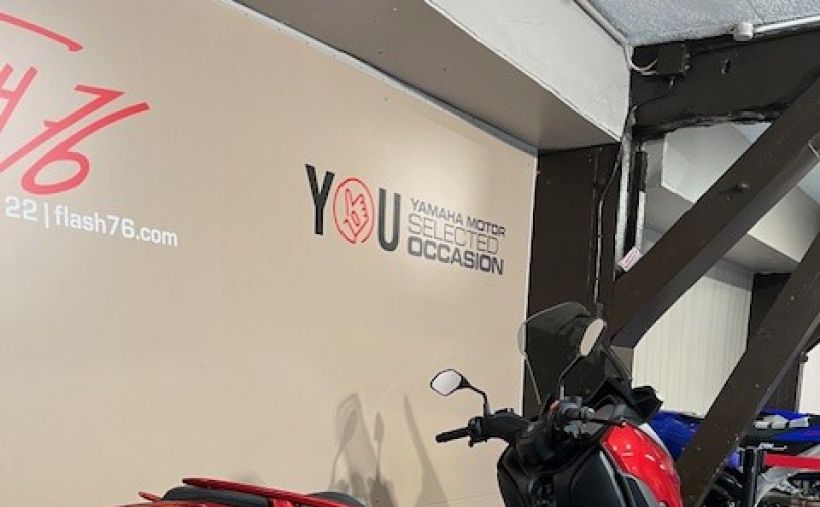 YAMAHA XMAX 125 2