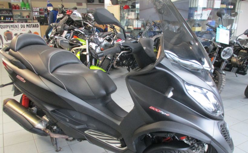 PIAGGIO MP3 500 HPE SPORT ABS/ASR 40