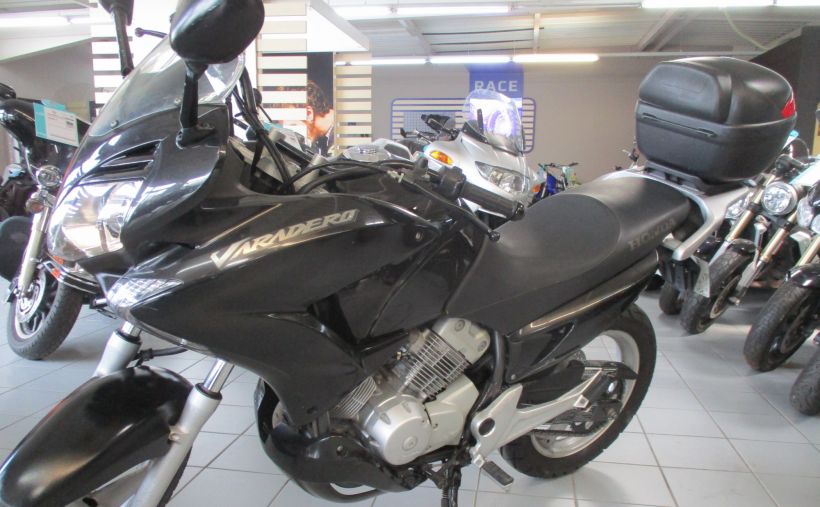 HONDA VARADERO 125 3
