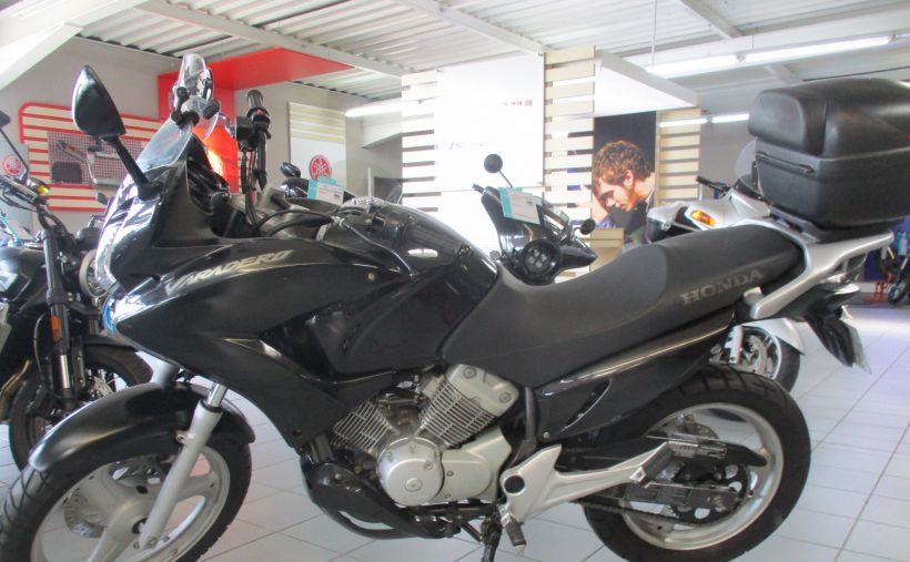 HONDA VARADERO 125 4