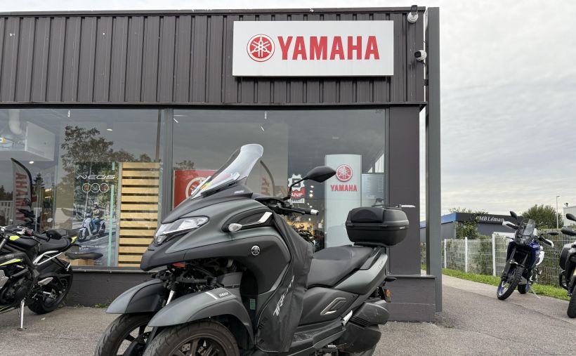 YAMAHA TRICITY 300 1