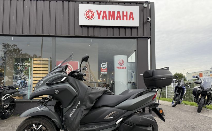 YAMAHA TRICITY 300 3