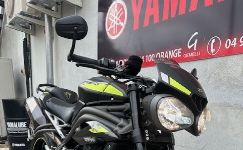 TRIUMPH SPEED TRIPLE 1050 RS 1
