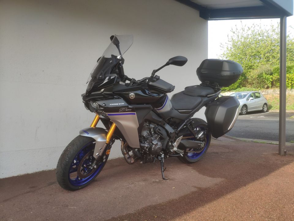 YAMAHA TRACER 9 GT+ Y-AMT 1