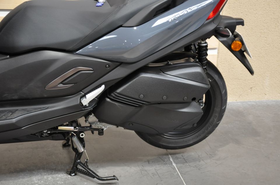 YAMAHA TRICITY 300 8